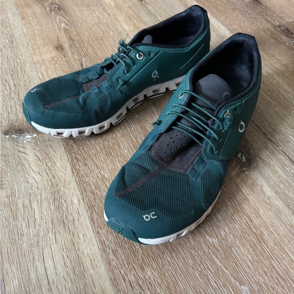 On Cloud Evergreen Running and Walking Shoes (Cloud) Men’s Size 10.5